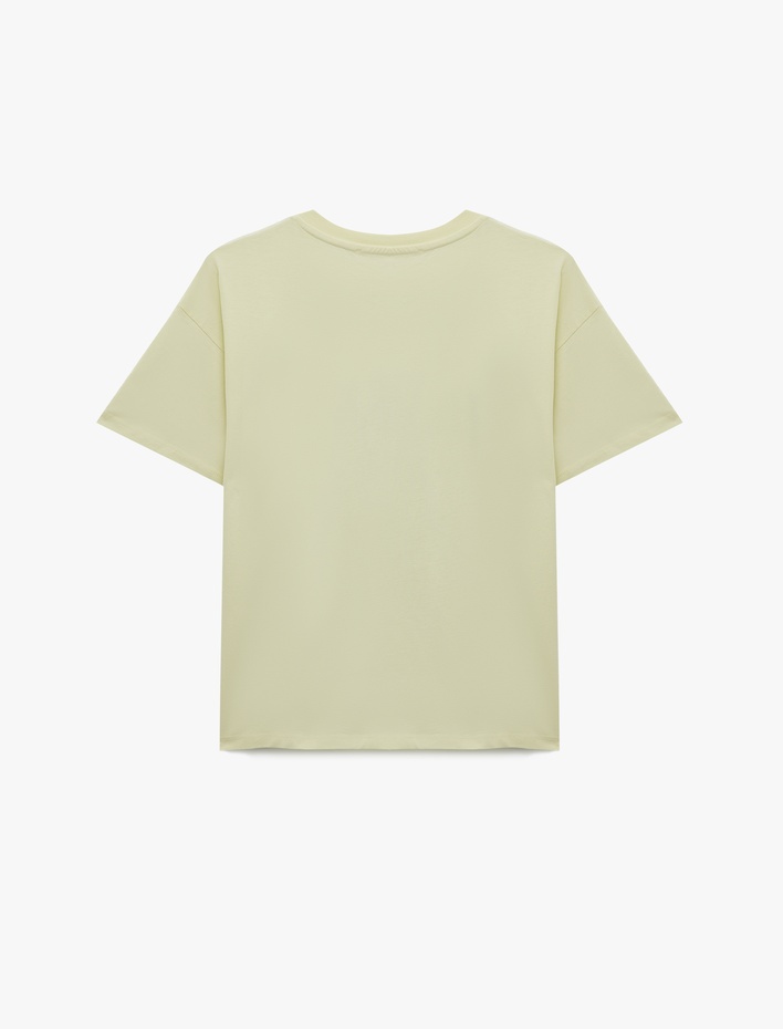  Rahat Kalıp Kısa Kollu Bisiklet Yaka Pamuklu Tişört