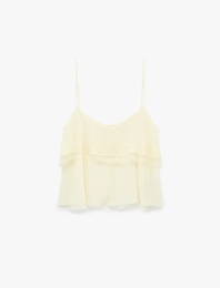 Dantel Detaylı Kolsuz Şifon Bluz