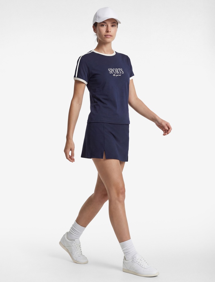  Yırtmaç Detaylı Slim Fit Mini Şort Etek