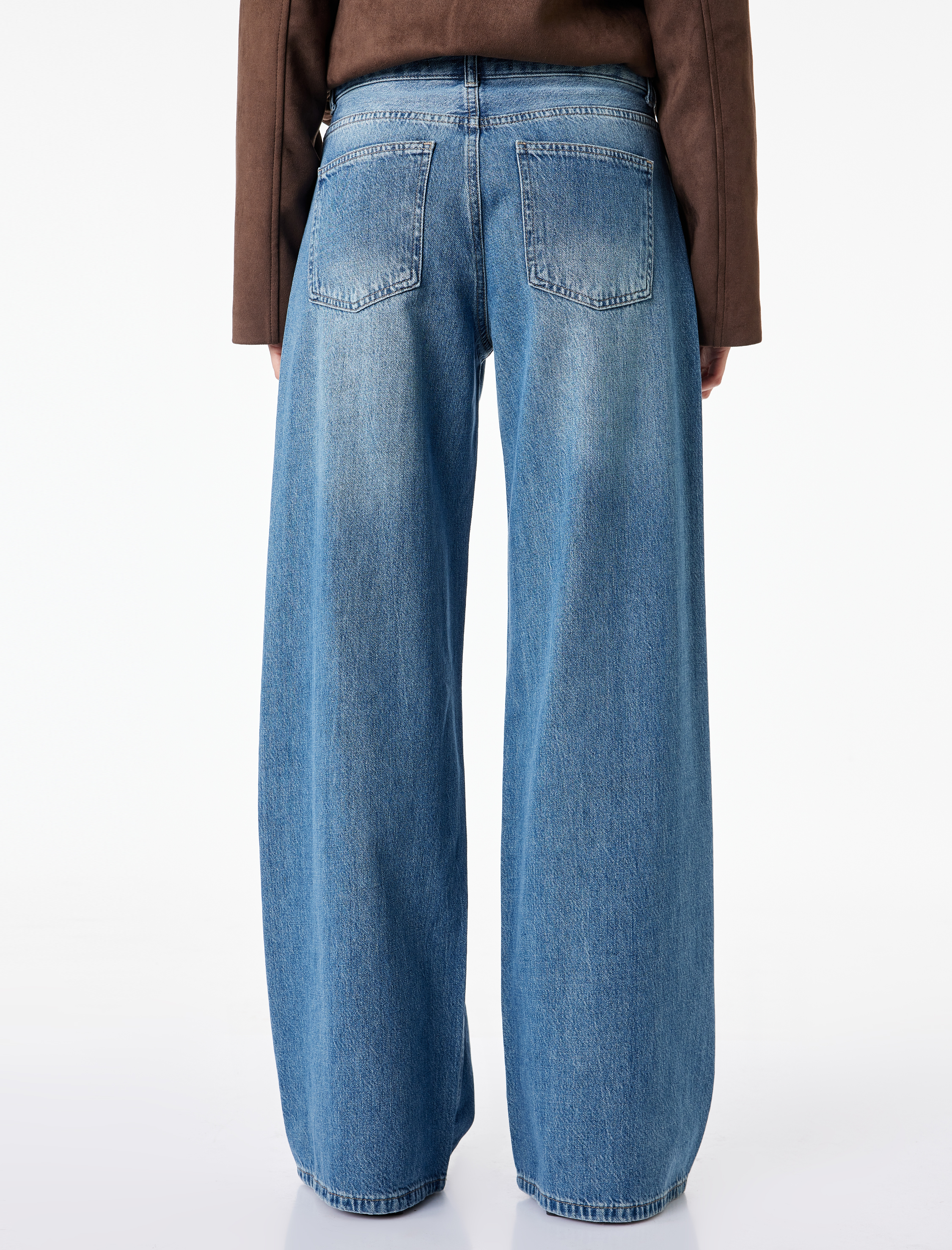   Düğmeli Cep Detaylı Normal Bel Bol Kalıp Denim Pantolon - Loose Straight Fit Jean