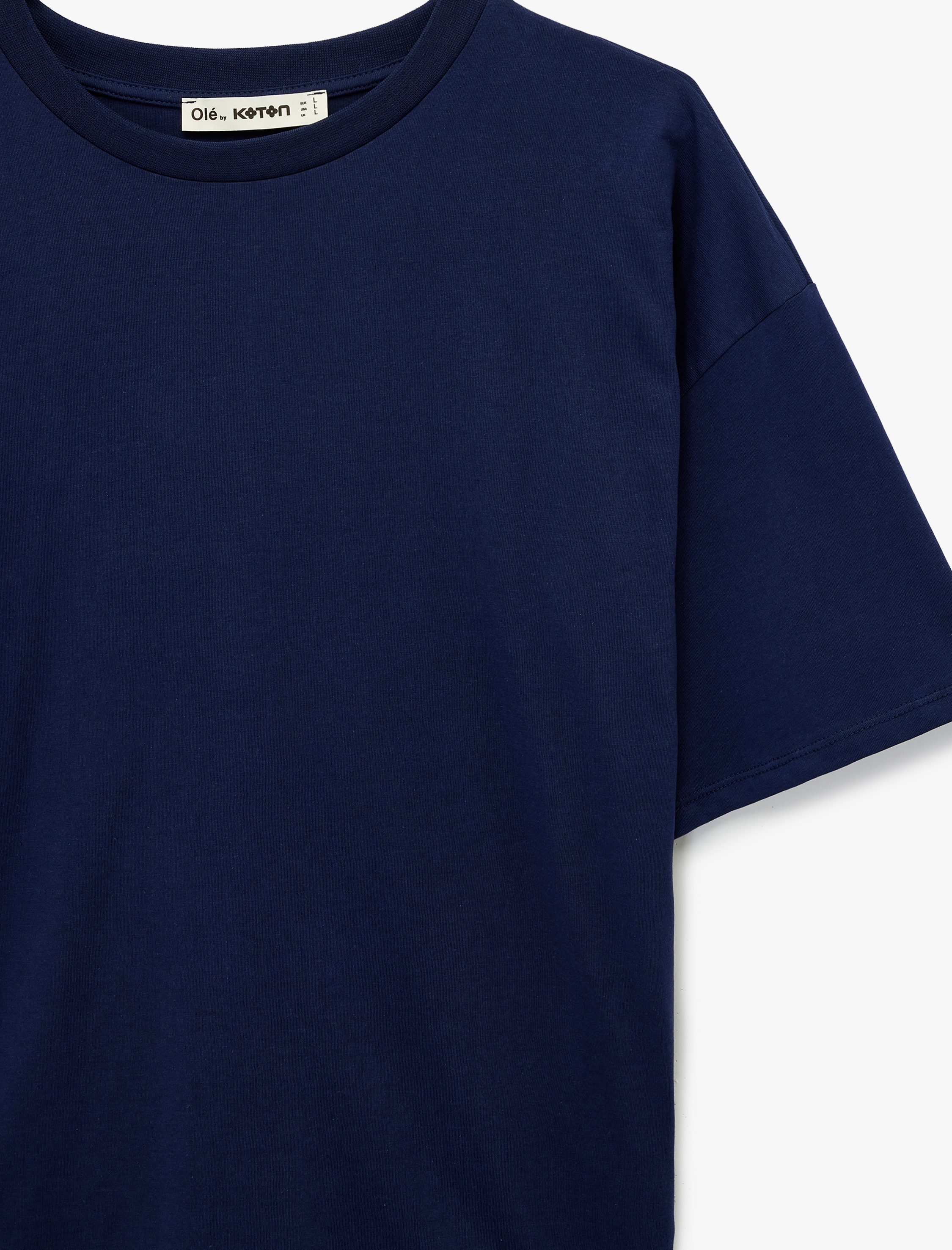   Rahat Kalıp Kısa Kollu Bisiklet Yaka Arkası Taş Detaylı Tişört