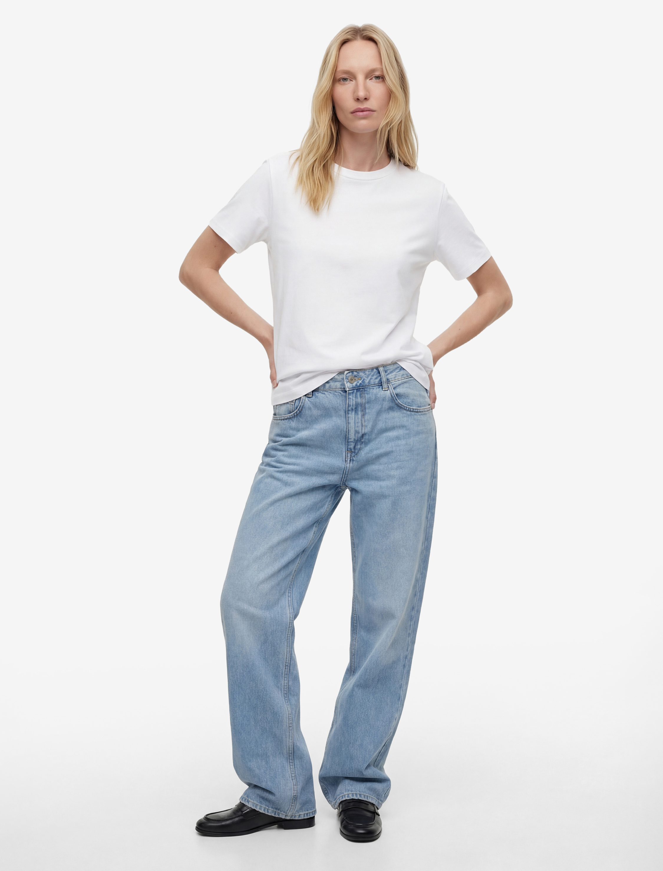   Pamuklu Kısa Kollu Bisiklet Yaka Basic Tişört