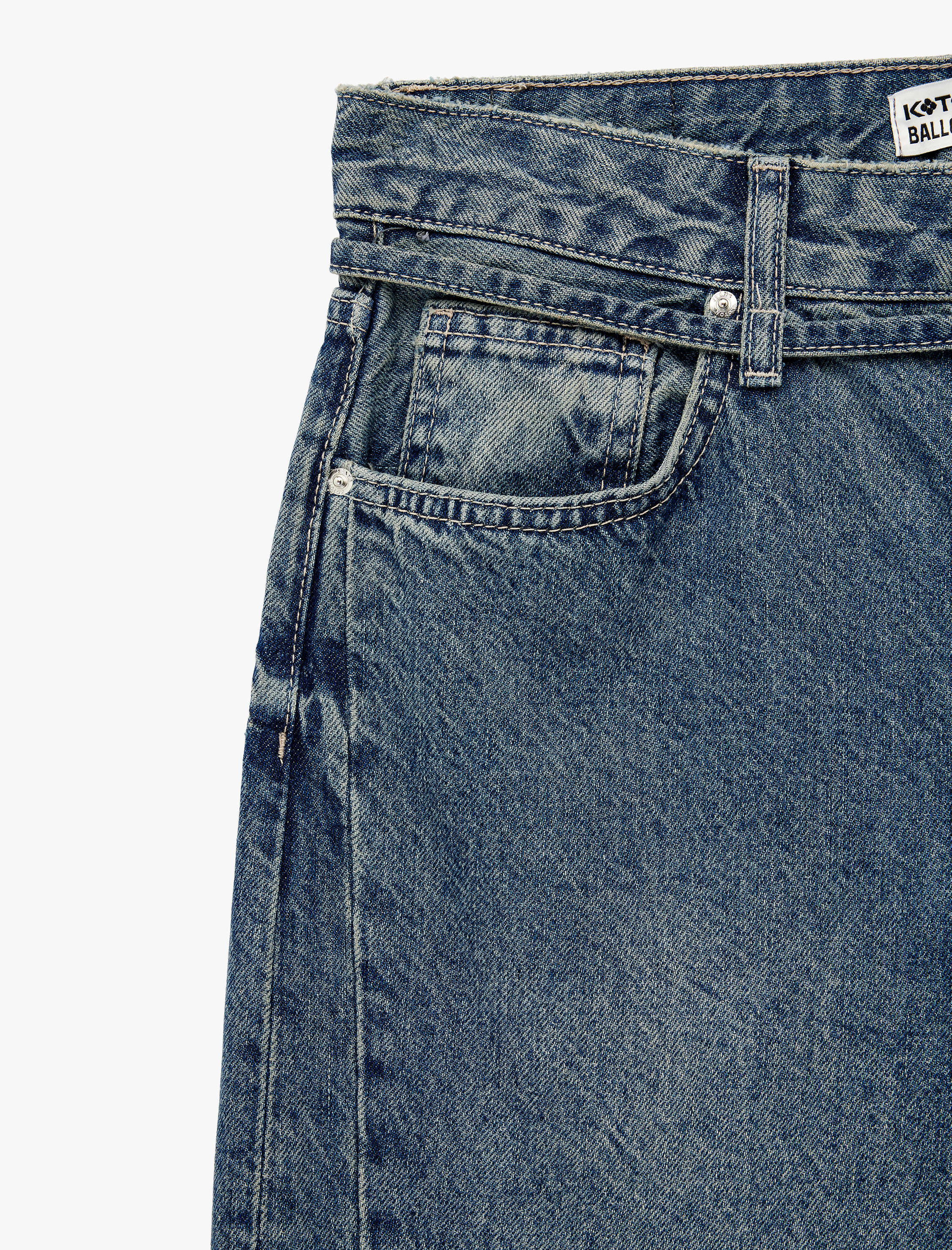   Pamuklu Kemerli Dikiş Detaylı Rahat Kalıp Düz Paça Denim Pantolon - Ballon Jeans