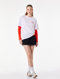 Rahat Kalıp Kısa Kollu Bisiklet Yaka Arkası Kiraz Baskılı Tişört