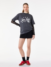 Rahat Kalıp Kısa Kollu Bisiklet Yaka Pamuklu Baskılı Tişört