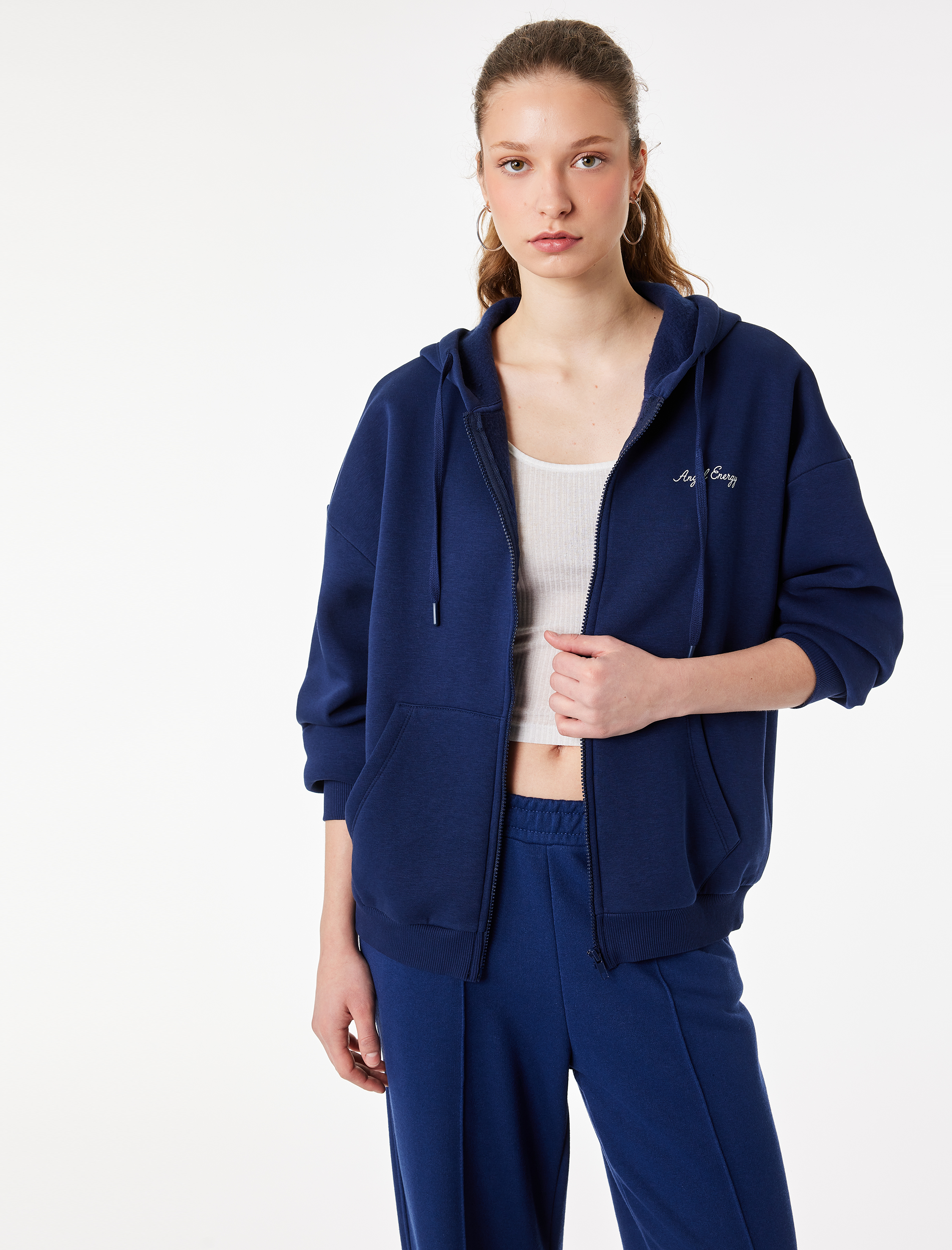   Şardonlu Fermuarlı Kanguru Cepli Taşlı Baskılı Kapüşonlu Sweatshirt