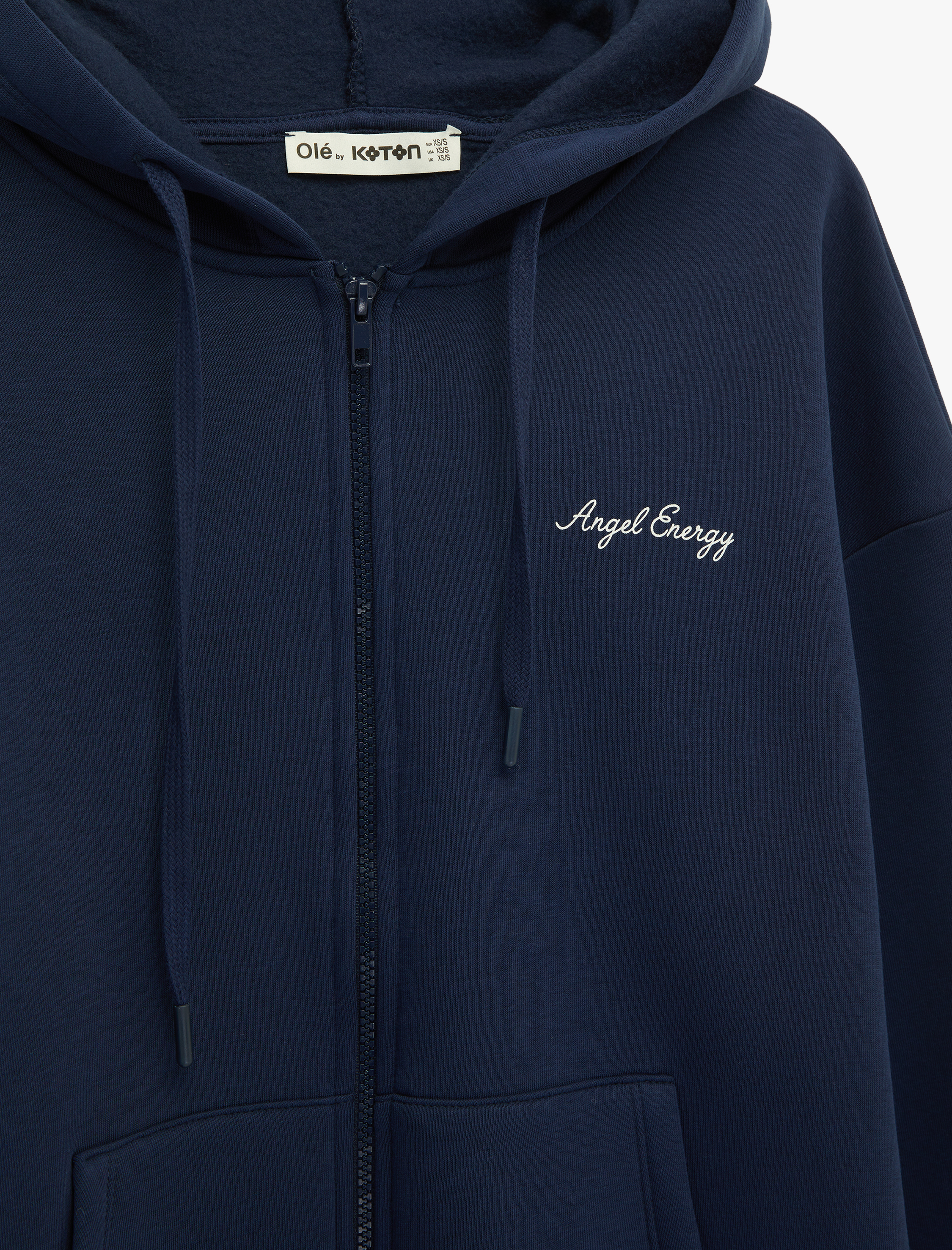   Şardonlu Fermuarlı Kanguru Cepli Taşlı Baskılı Kapüşonlu Sweatshirt