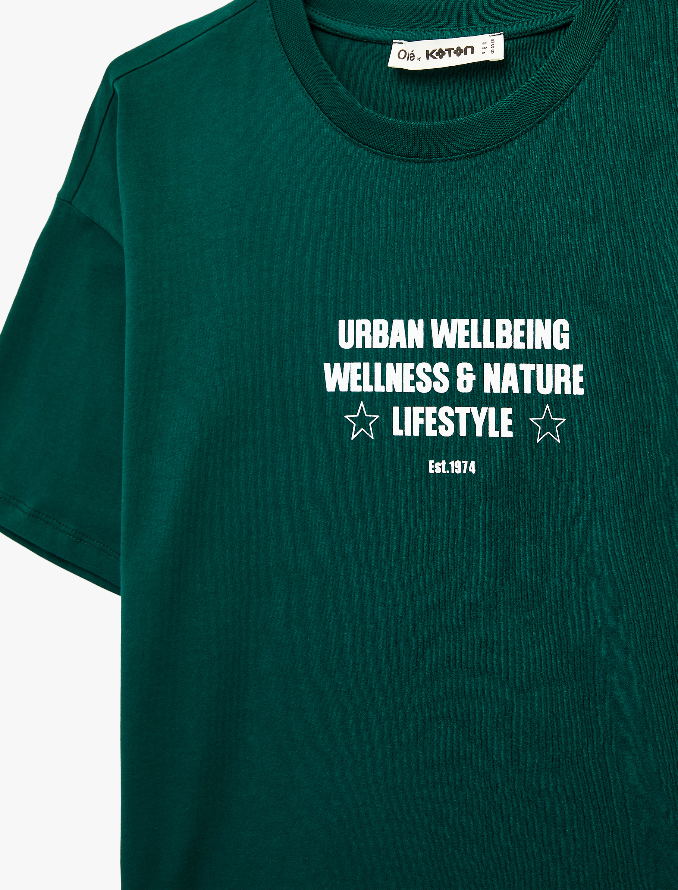   Rahat Kalıp Kısa Kollu Bisiklet Yaka Arkası Baskılı Tişört