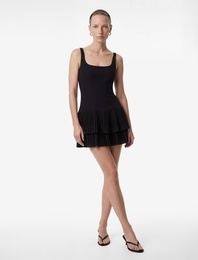 Krep Scuba Kumaş Kare Yaka Katlı Fırfırlı Pileli Askılı Mini Elbise