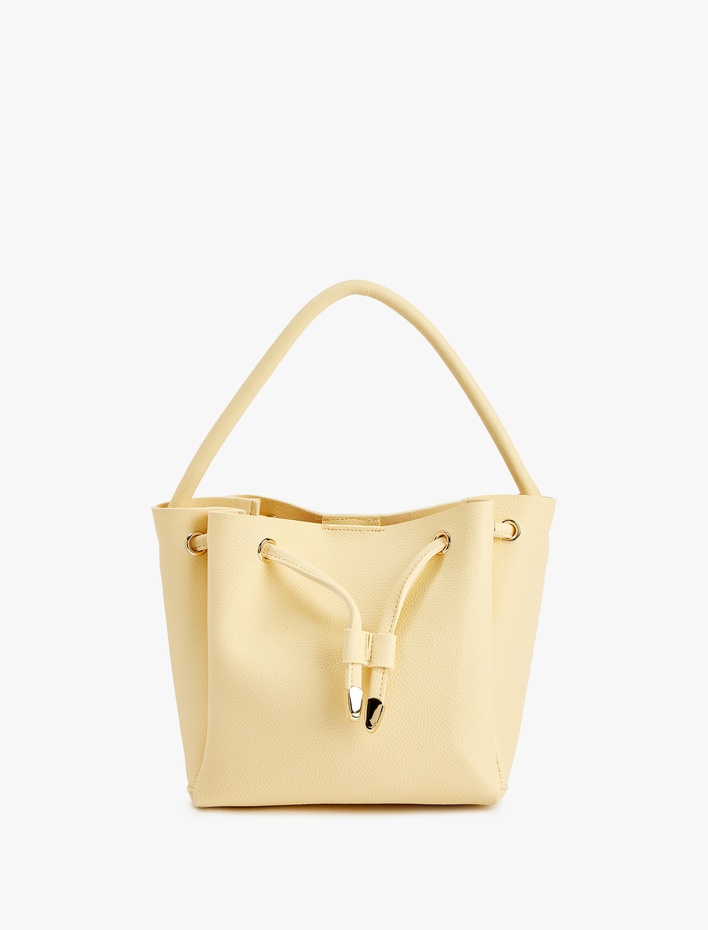 Kadın Suni Deri Büzgülü Metal Aksesuarlı Askılı Çapraz Çanta