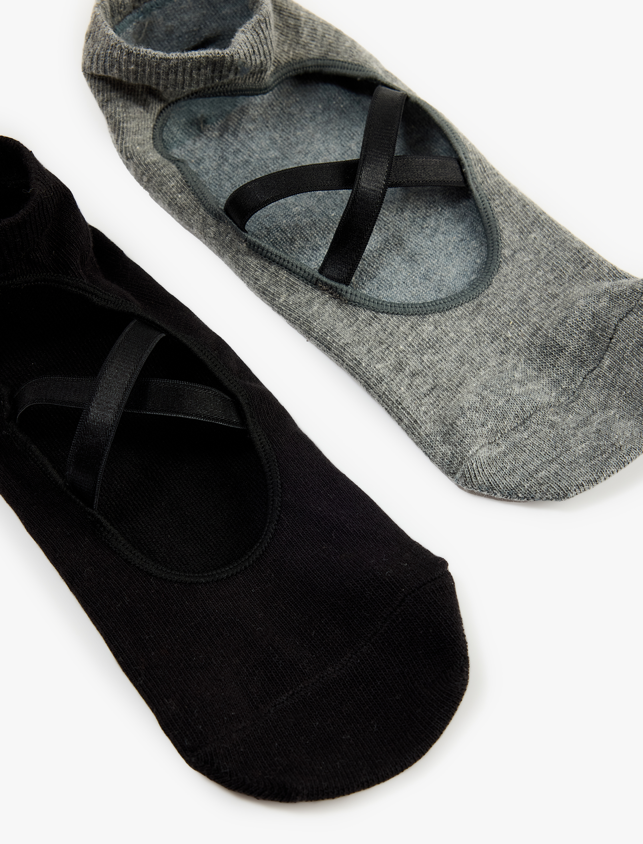  Kadın 2'li Lastik Detaylı Yoga Çorabı Seti