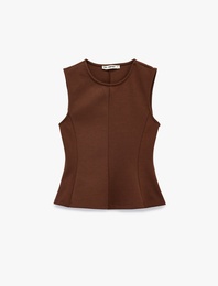 Pamuklu Slim Fit Kolsuz Bisiklet Yaka Bluz