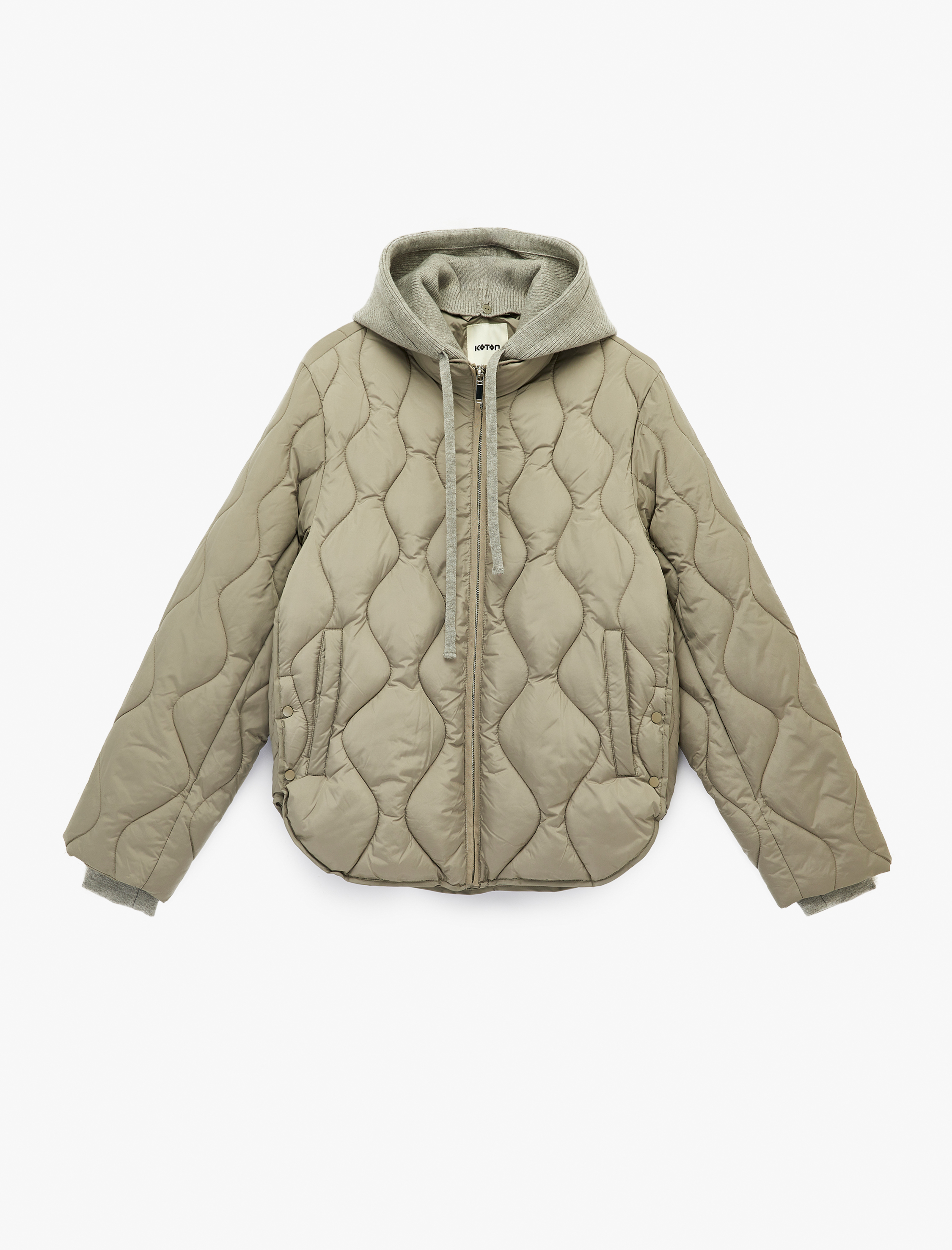   Uzun Kollu Cepli Fermuarlı Çıkarılabilir Kapüşonlu Kapitone Ceket