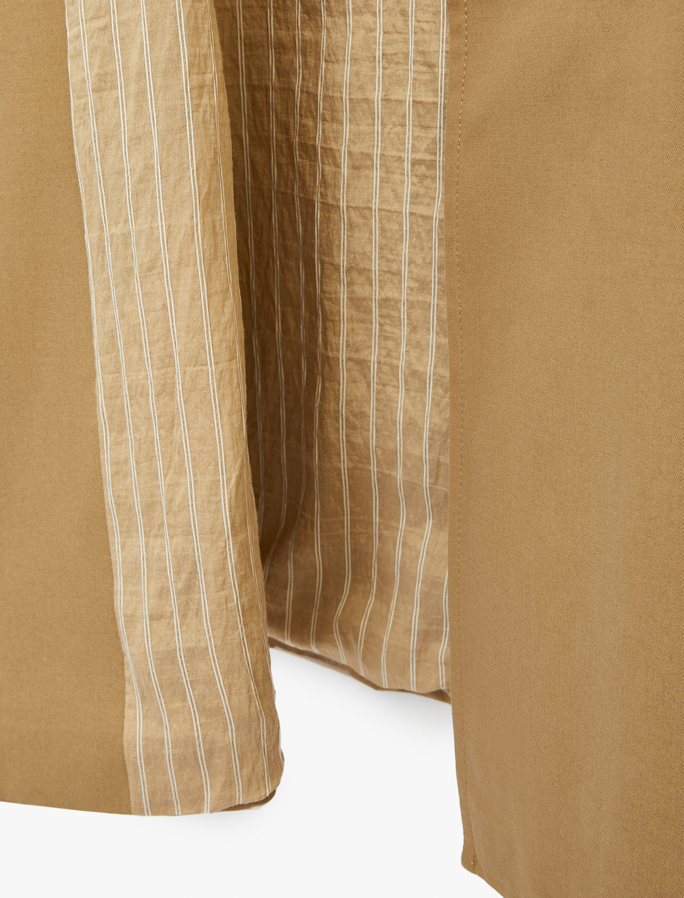   Uzun Kollu Düğmeli Gabardin Dik Yaka Oversize Kısa Trençkot