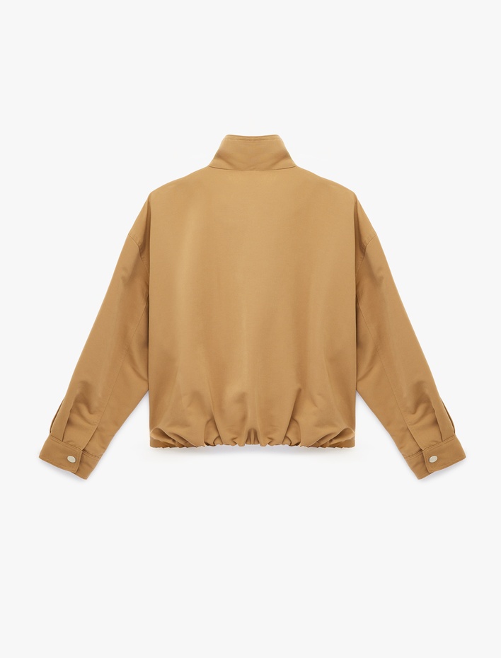  Regular Fit Uzun Kollu Klasik Yaka Crop Ceket