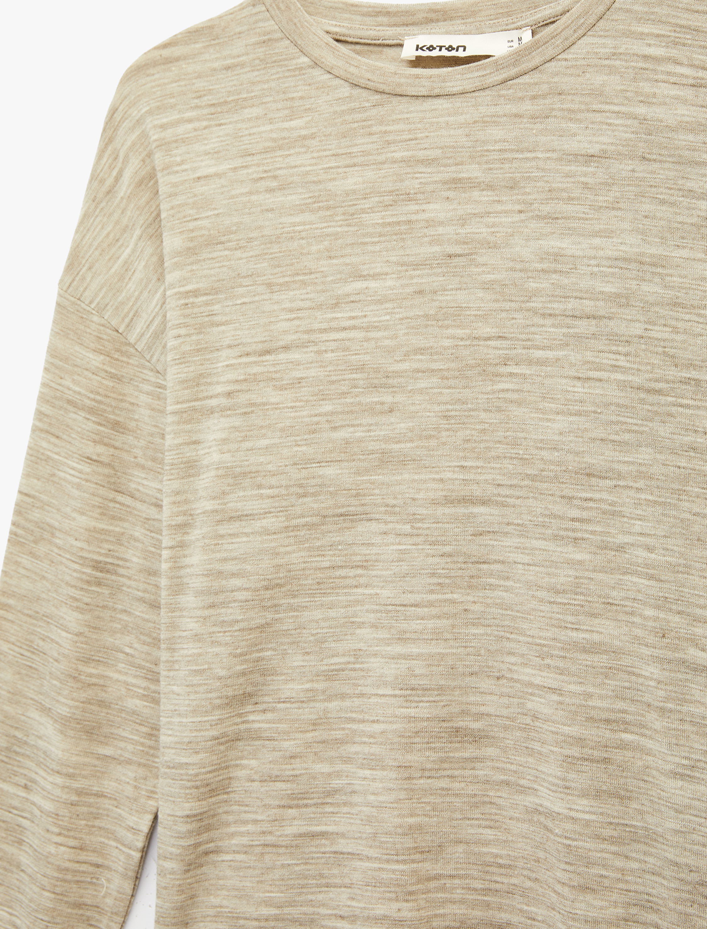   Bisiklet Yaka Uzun Kollu Asimetrik Kesim Dantel Detaylı Tişört