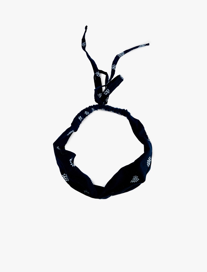 Kadın Bağlama Detaylı Desenli Bandana
