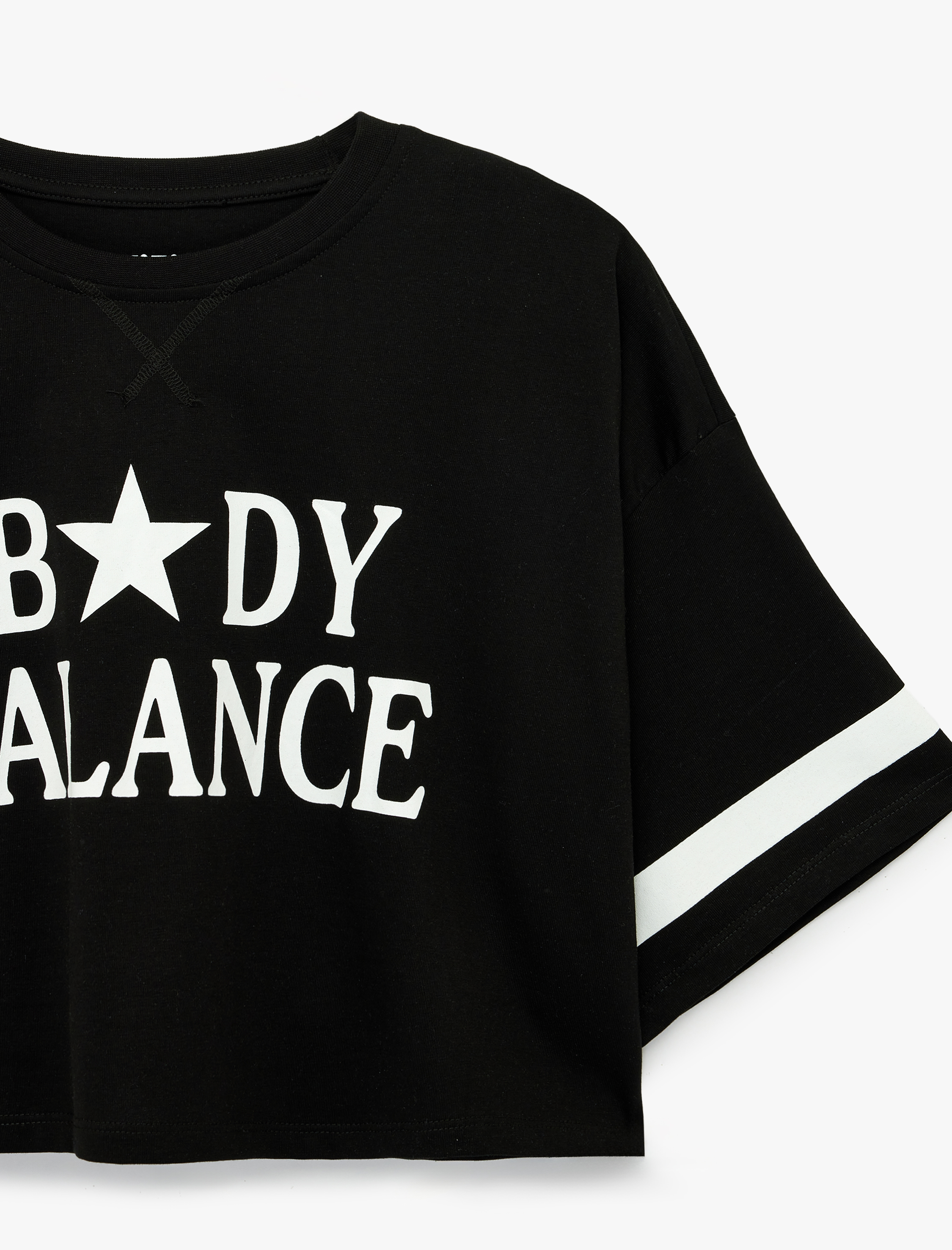   Kısa Kollu Bisiklet Yaka Baskılı Oversize Spor Tişört