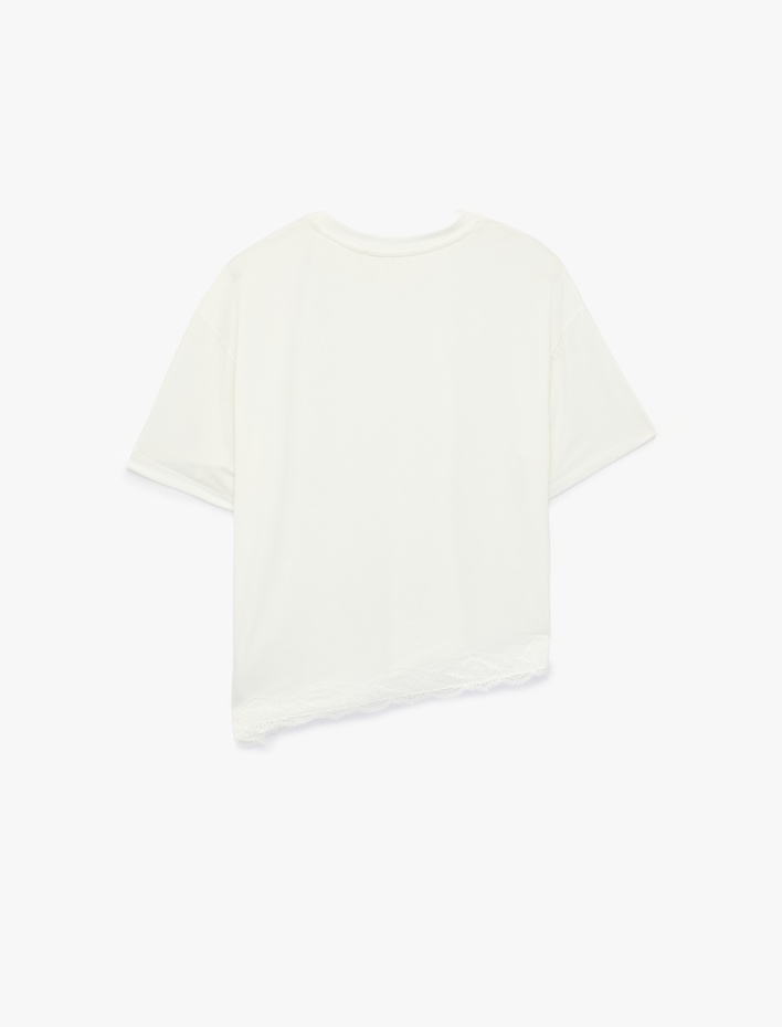  Kısa Kollu Bisiklet Yaka Dantel Detaylı Rahat Kalıp Tişört