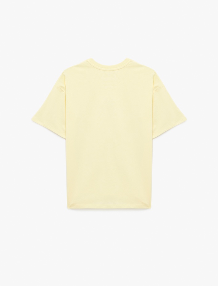  Kısa Kollu Bisiklet Yaka Baskılı Rahat Kalıp Tişört