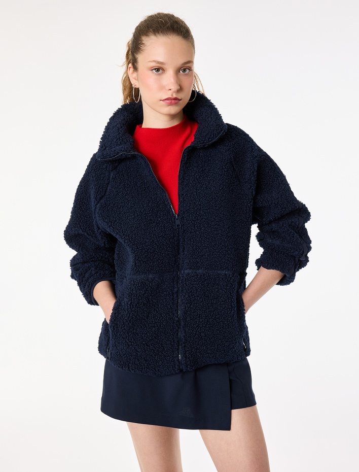  Uzun Kollu Dik Yaka Cep Detaylı Fermuarlı Oversize Peluş Ceket