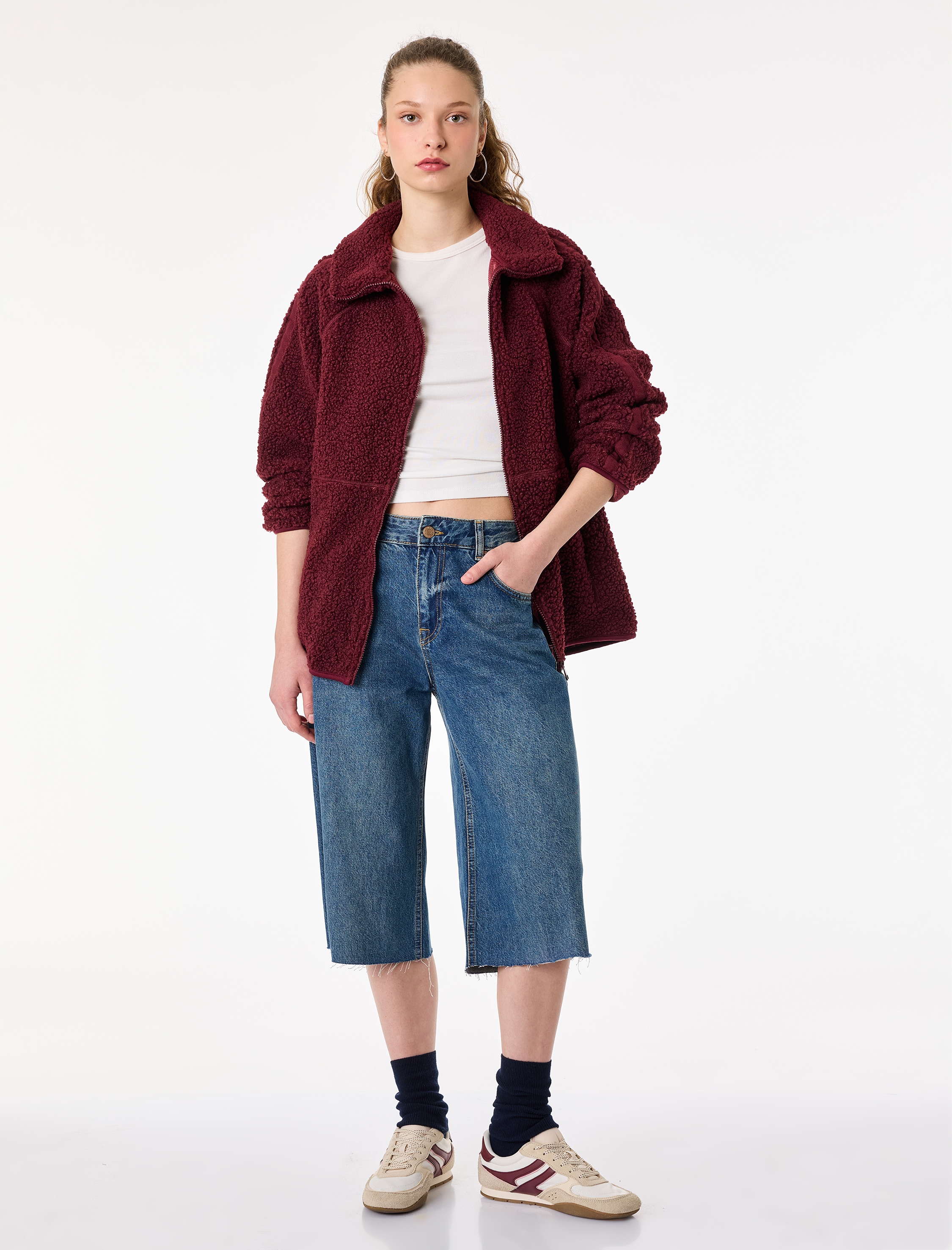   Uzun Kollu Dik Yaka Cep Detaylı Fermuarlı Oversize Peluş Ceket