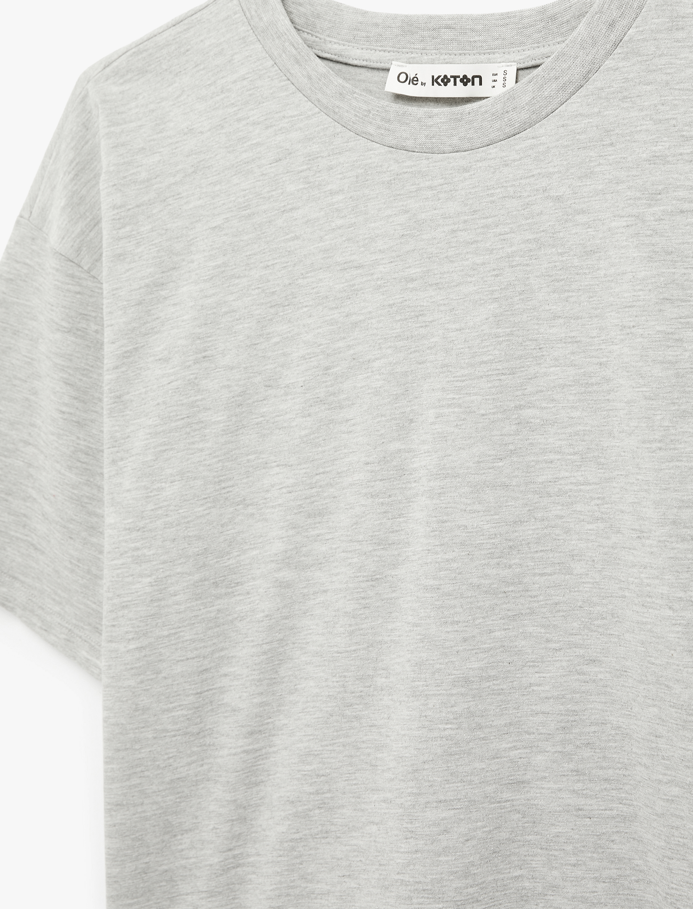   Rahat Kalıp Kısa Kollu Bisiklet Yaka Arkası Taş Detaylı Tişört