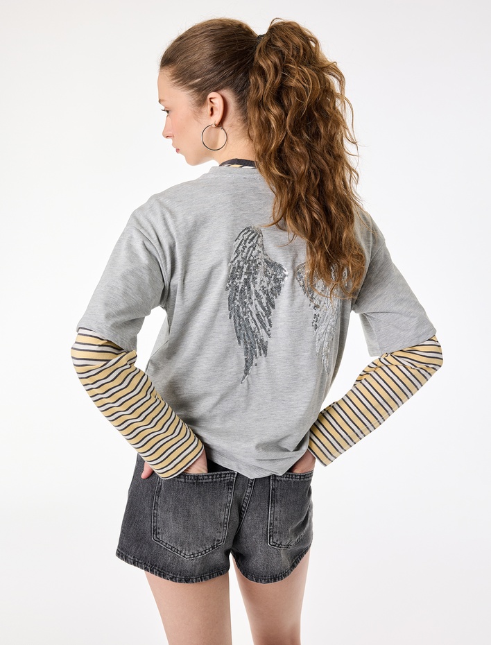  Rahat Kalıp Kısa Kollu Bisiklet Yaka Arkası Taş Detaylı Tişört