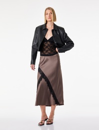 Asimetrik Kesim Dantel Detaylı Midi Kloş Saten Etek