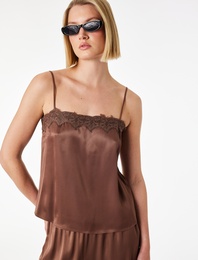 Dantel Detaylı İnce Askılı Saten Bluz