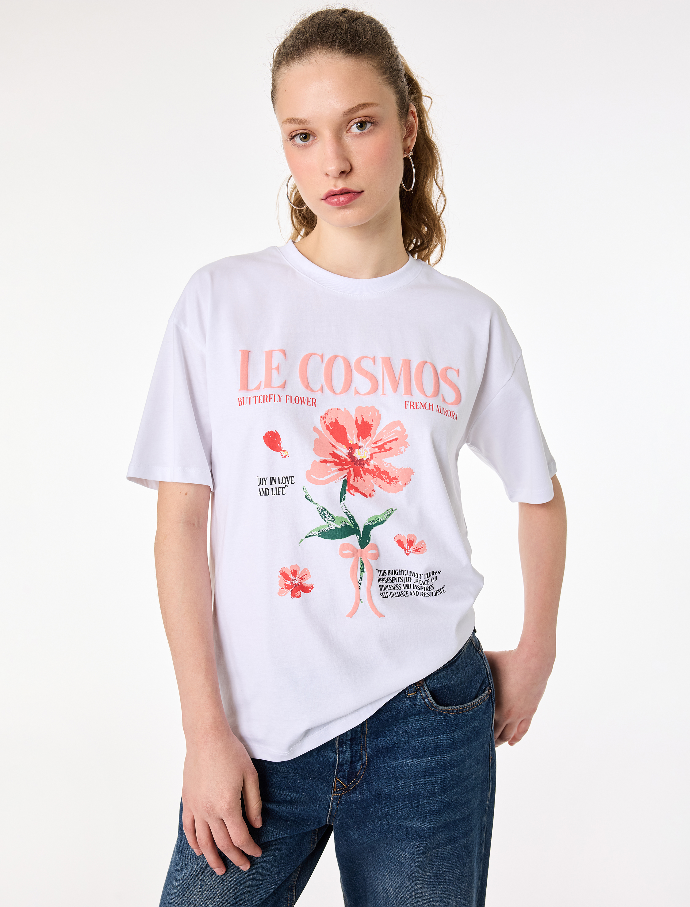   Rahat Kalıp Kısa Kollu Bisiklet Yaka Hibiskus Baskılı Tişört