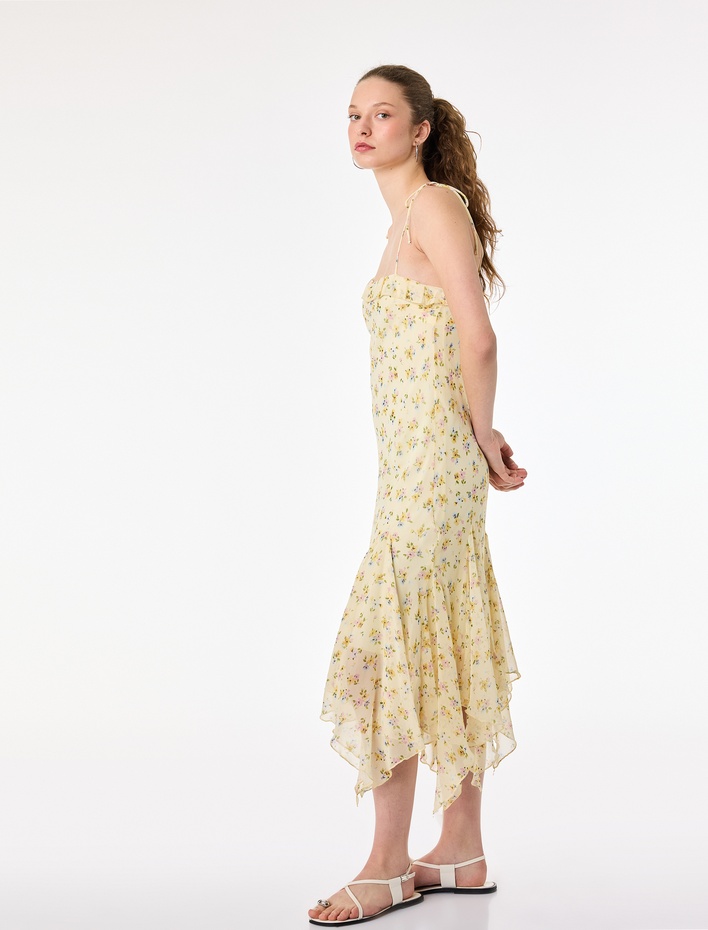  Asimetrik Kesim İp Askılı Kolsuz Şifon Çiçekli Uzun Elbise