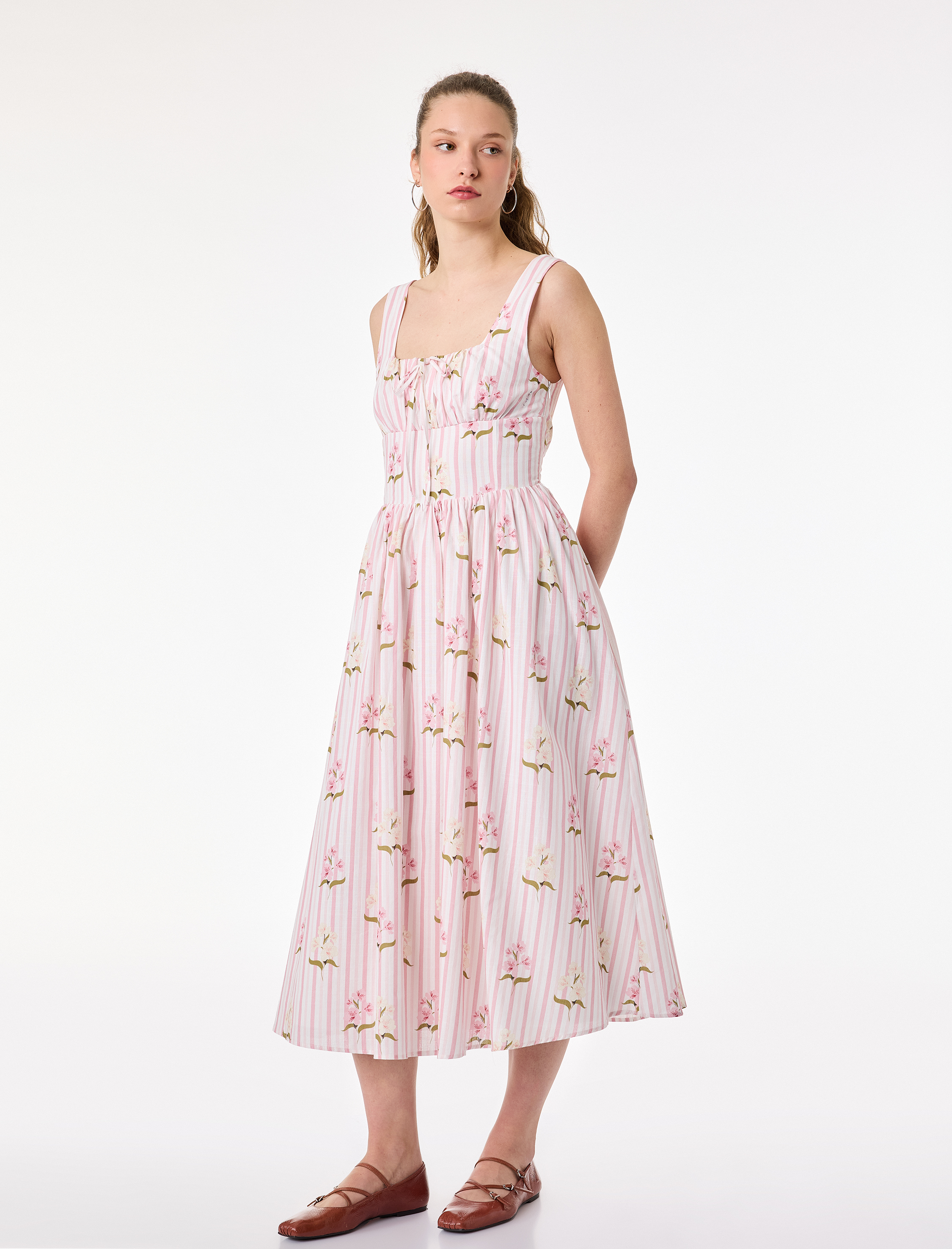   Kalın Askılı U Yaka Gipeli Çiçekli Uzun Elbise