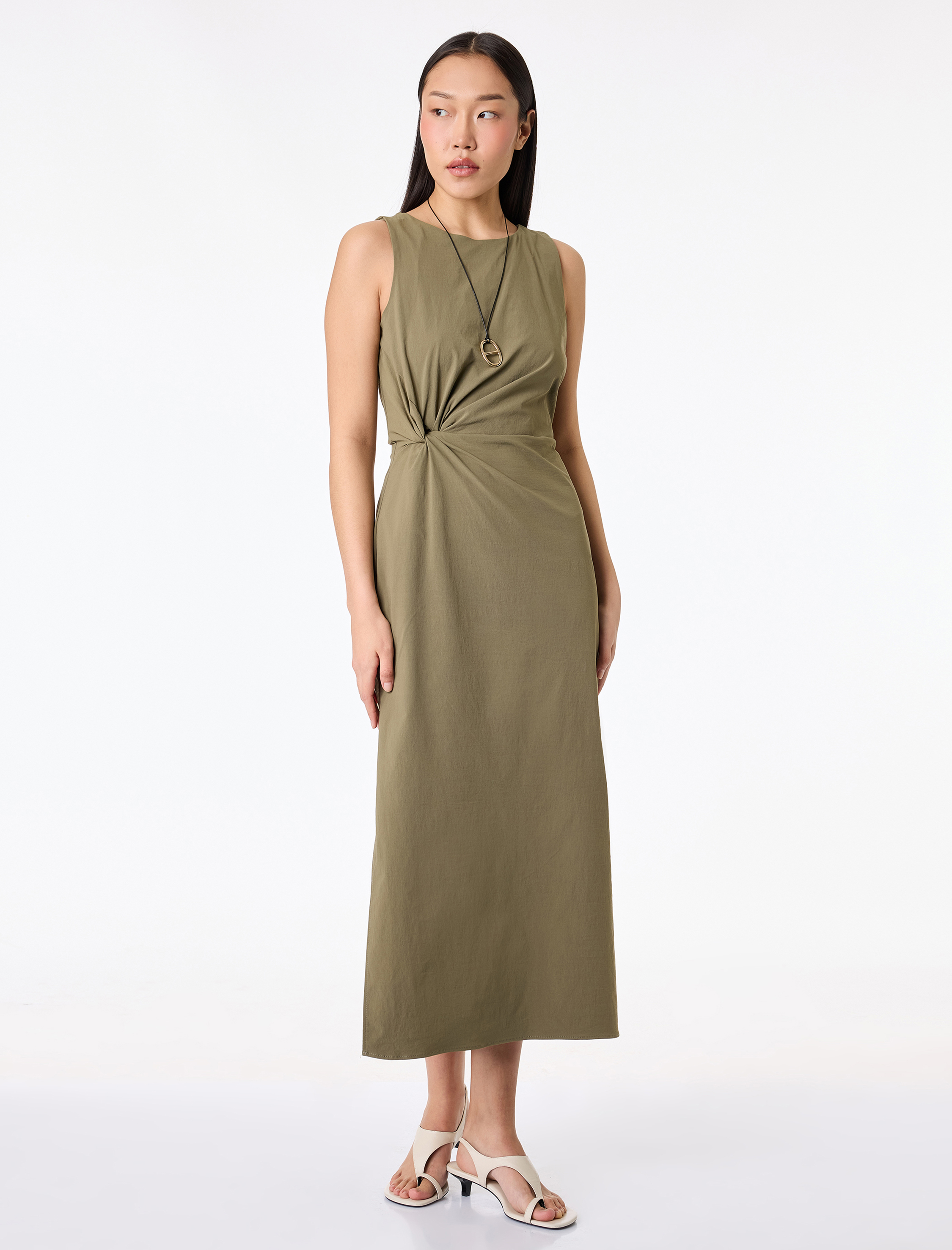   Bisiklet Yaka Kolsuz Slim Fit Yırtmaçlı Düğüm Detaylı Midi Elbise