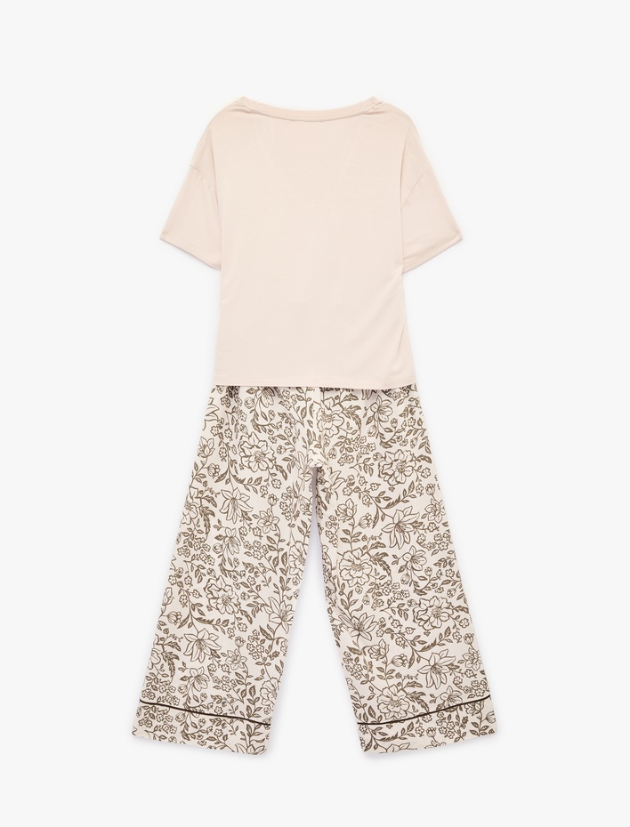  Desenli Kısa Kollu Viskon Pijama Takımı