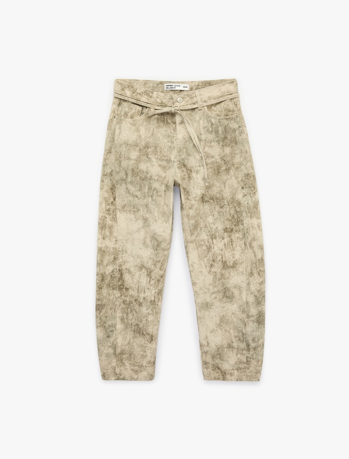  Rahat Kalıp Pamuklu Kemer Detaylı Yıkamalı Düğmeli Balon Pantolon