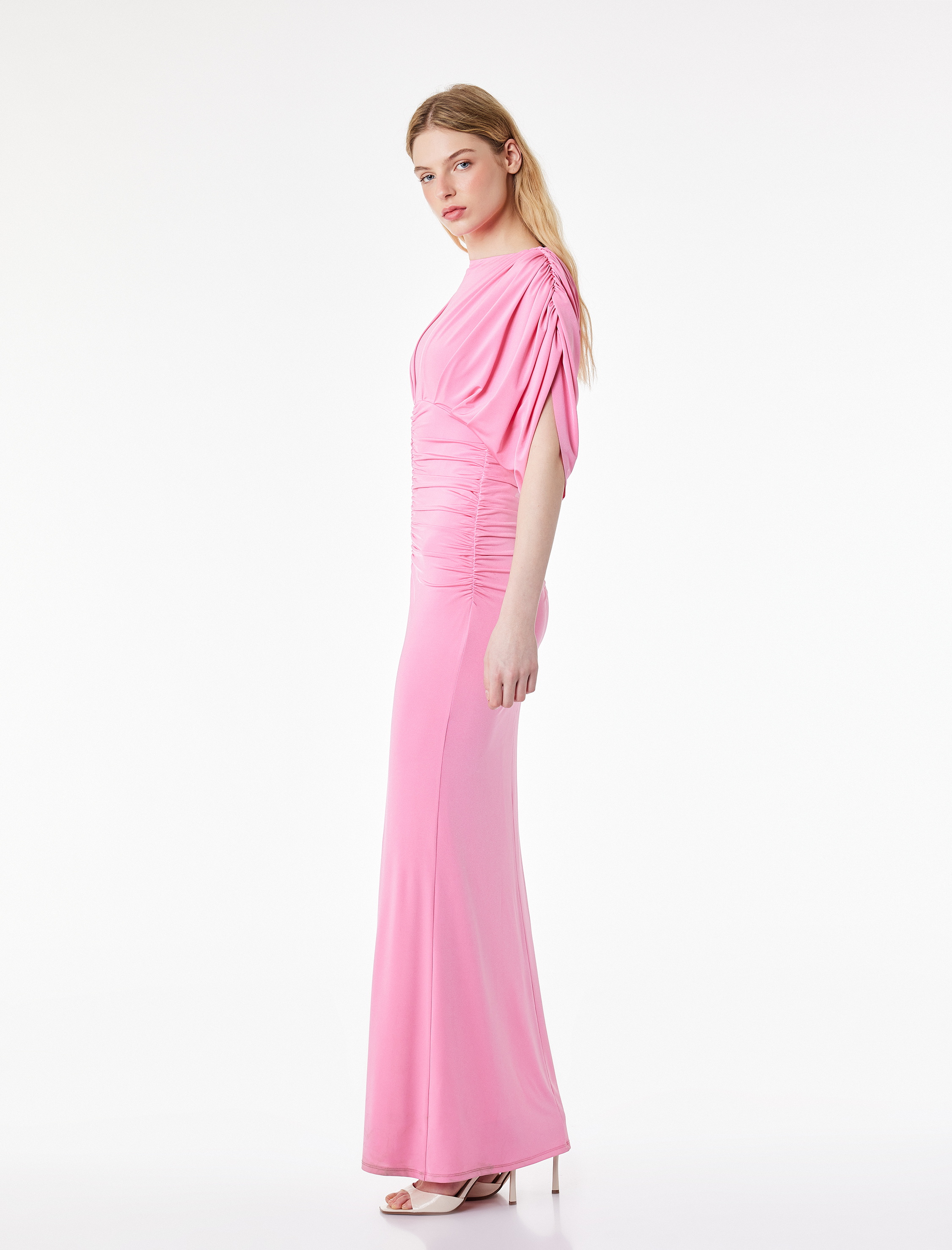   Slim Fit Derin V Yaka Drapeli Yarasa Kol Uzun Abiye Elbise