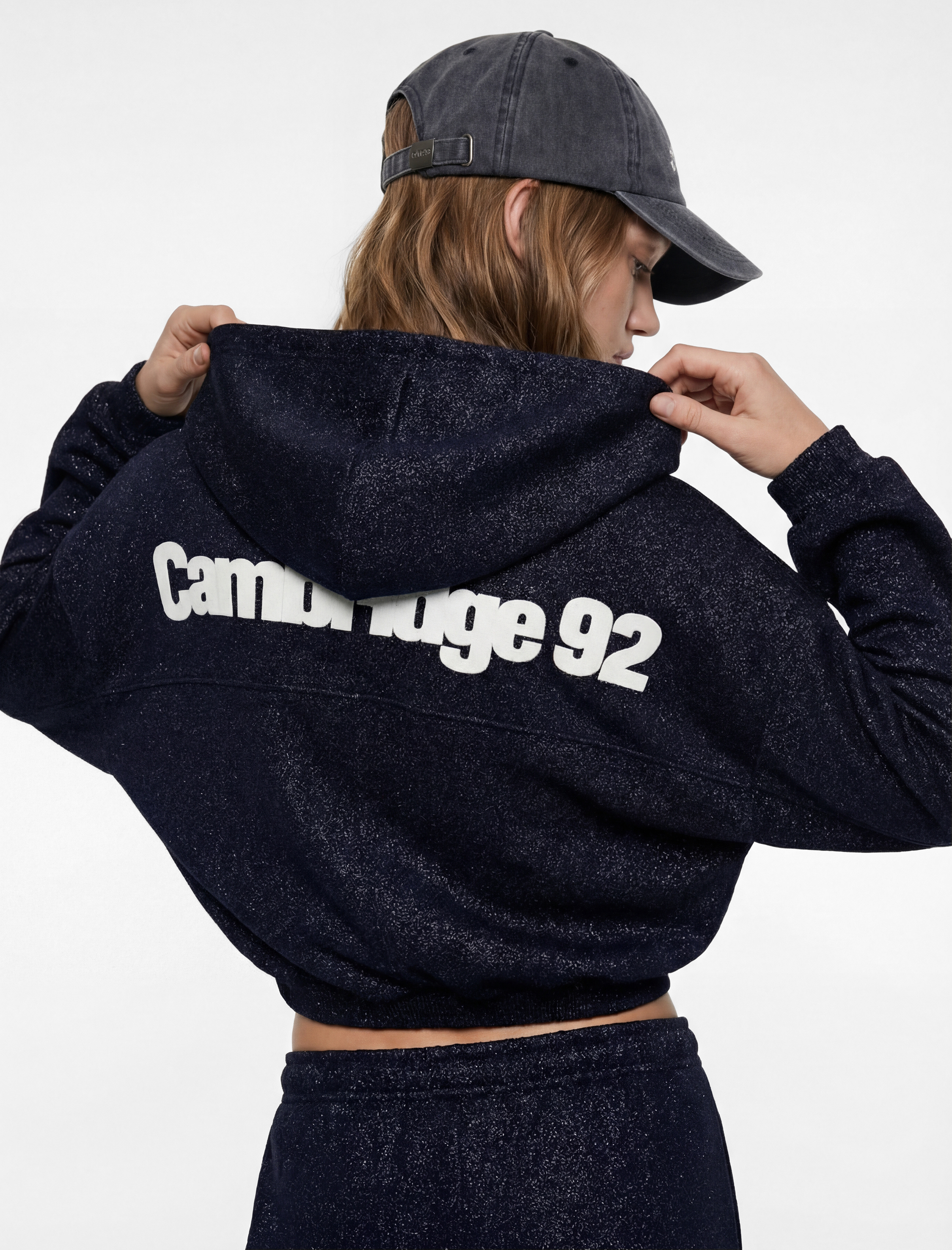   Şardonlu Balon Kol Simli Kanguru Cepli Kapüşonlu Fermuarlı Oversize Sweatshirt