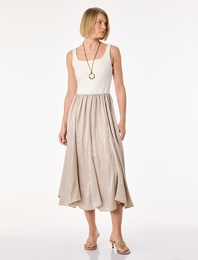 İki Farklı Kumaş Kullanımlı Kare Yaka Askılı Midi Elbise