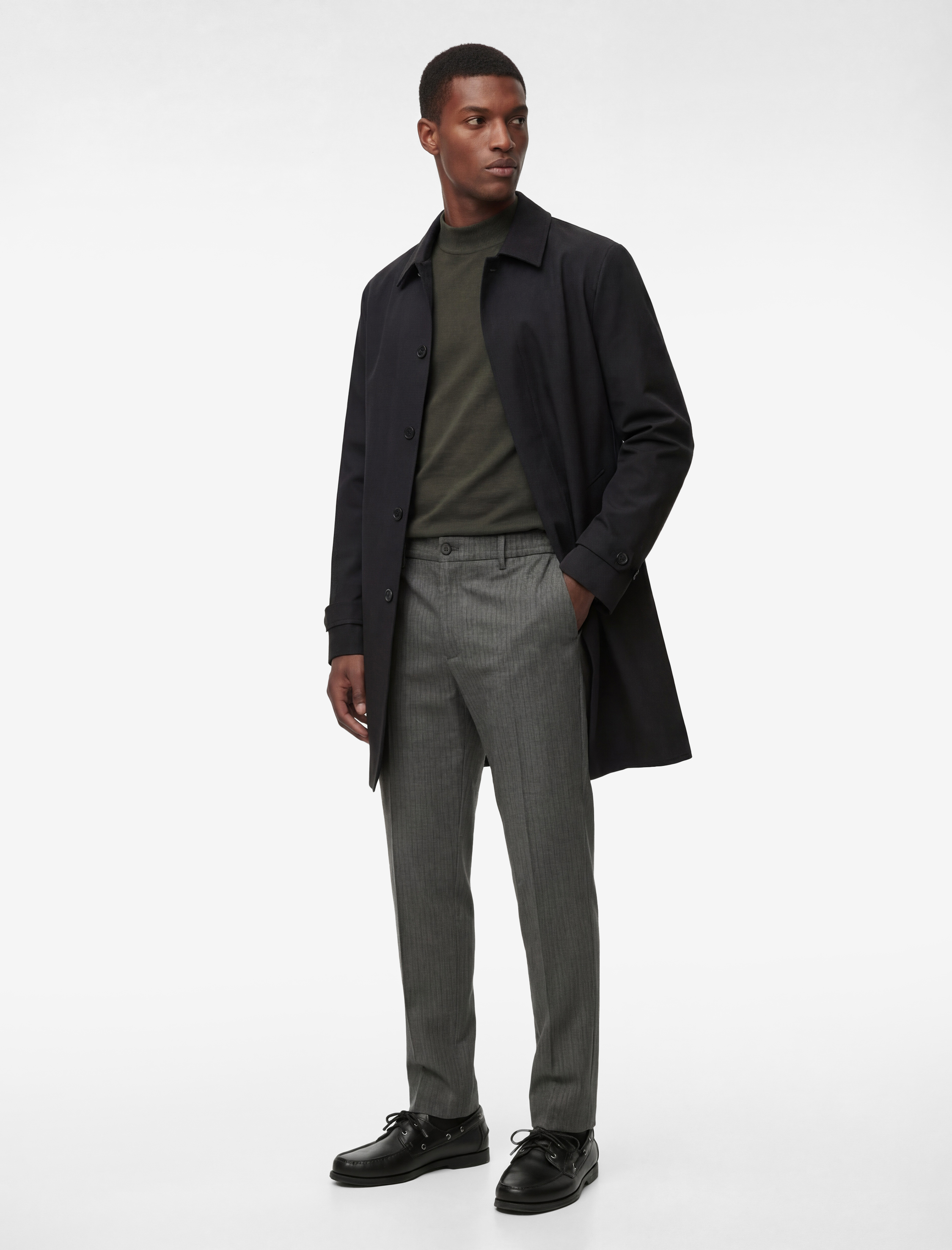 Regular Fit Viskon Karışımlı Cepli Kumaş Pantolon