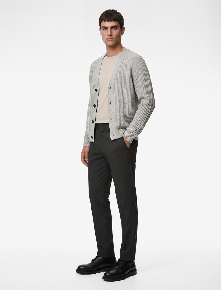  Regular Fit Düğmeli Cepli Viskon Karışımlı Kumaş Pantolon