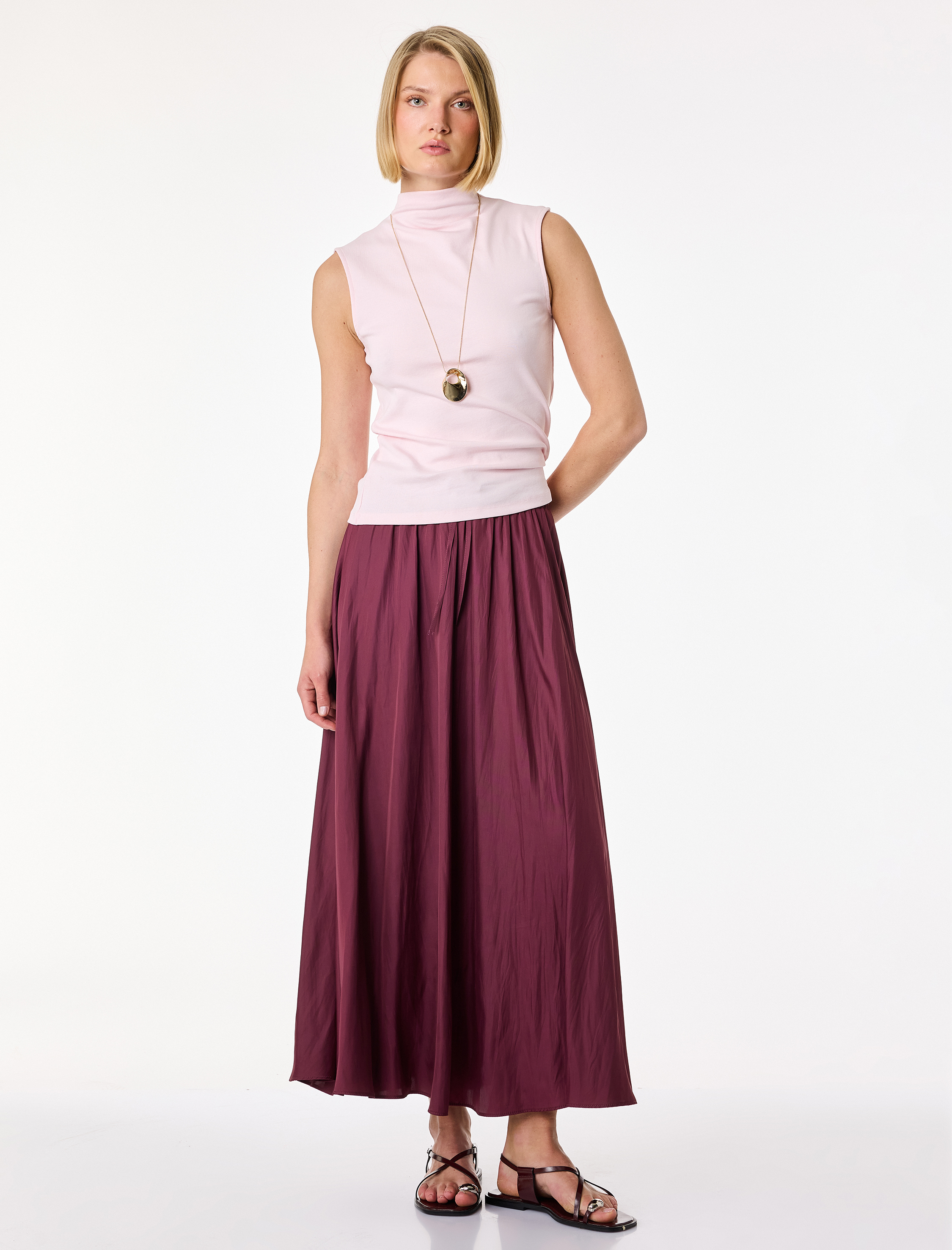   Beli Bağcıklı Kloş Uzun Saten Etek