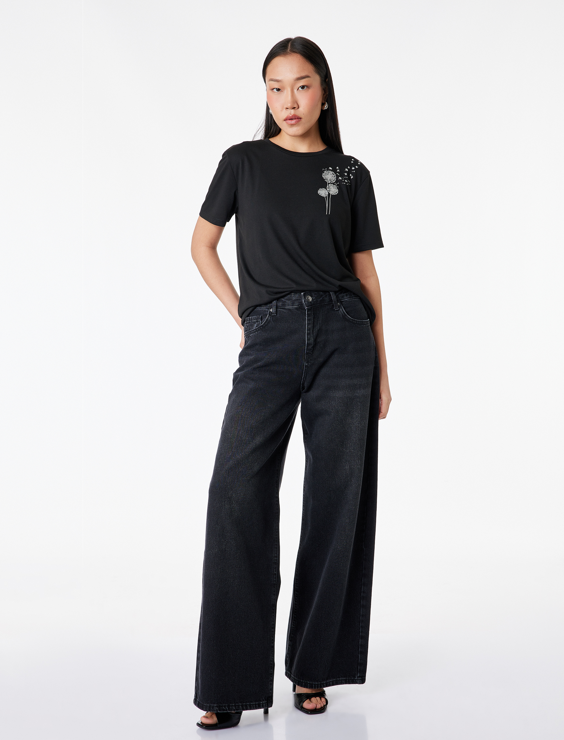   Regular Fit Bisiklet Yaka Kısa Kollu Simli Baskılı Tişört