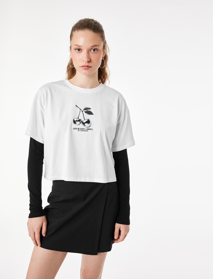  Rahat Kalıp Kısa Kollu Bisiklet Yaka Kiraz Baskılı Tişört