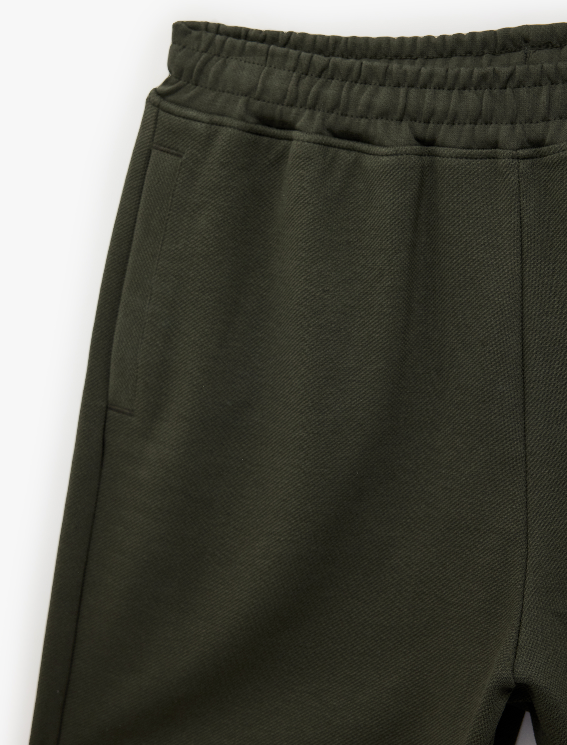   Pamuklu Rahat Kalıp Cepli Beli Lastikli Spor Şort