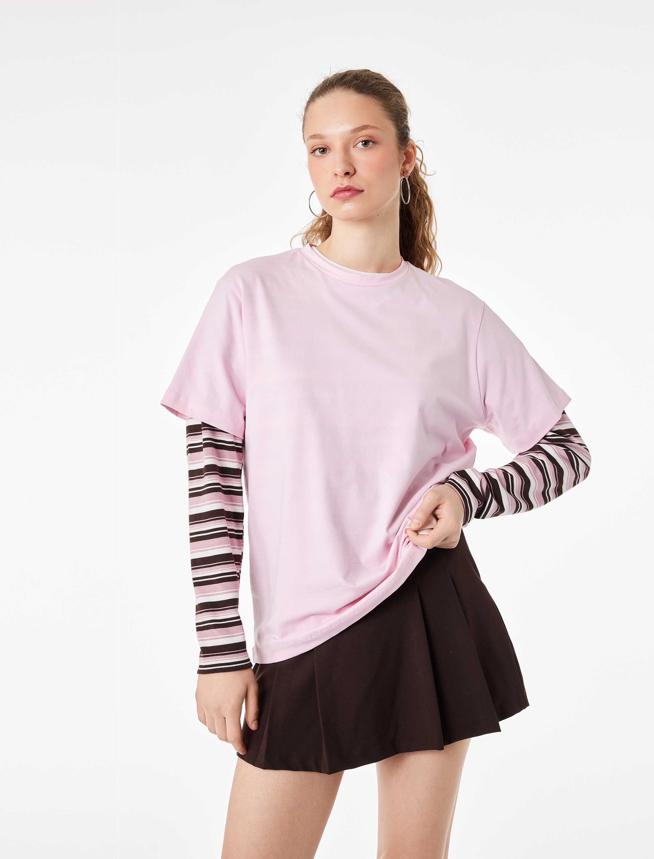 Pamuklu Kısa Kollu Bisiklet Yaka Oversize Basic Tişört