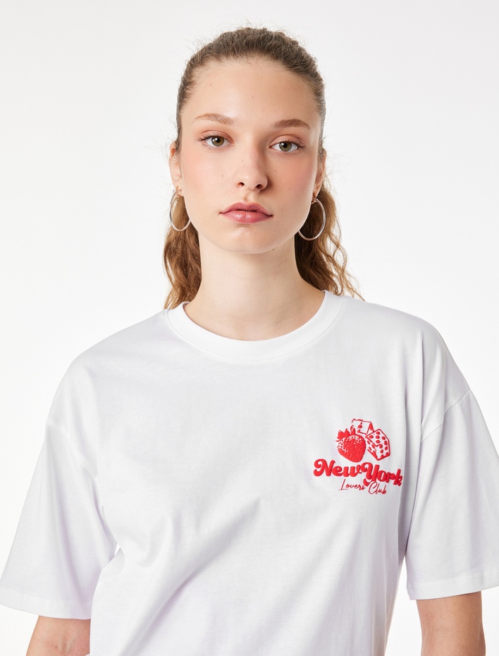  Rahat Kalıp Kısa Kollu Bisiklet Yaka Arkası Kiraz Baskılı Tişört