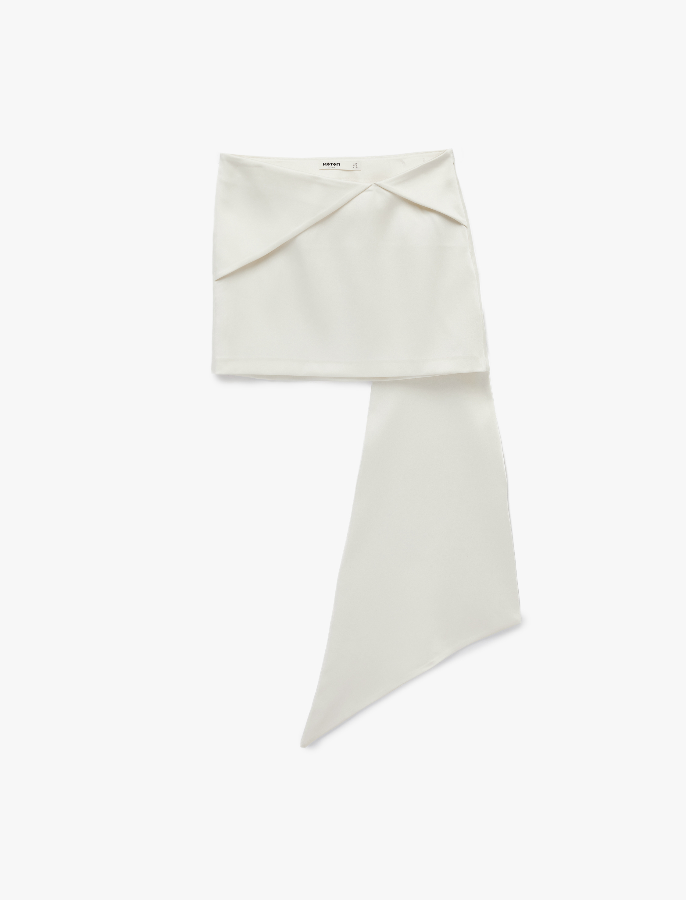   Kumaş Detaylı Asimetrik Mini Saten Etek