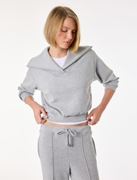 Modal Kumaş Uzun Kollu Denizci V Yaka Sweatshirt