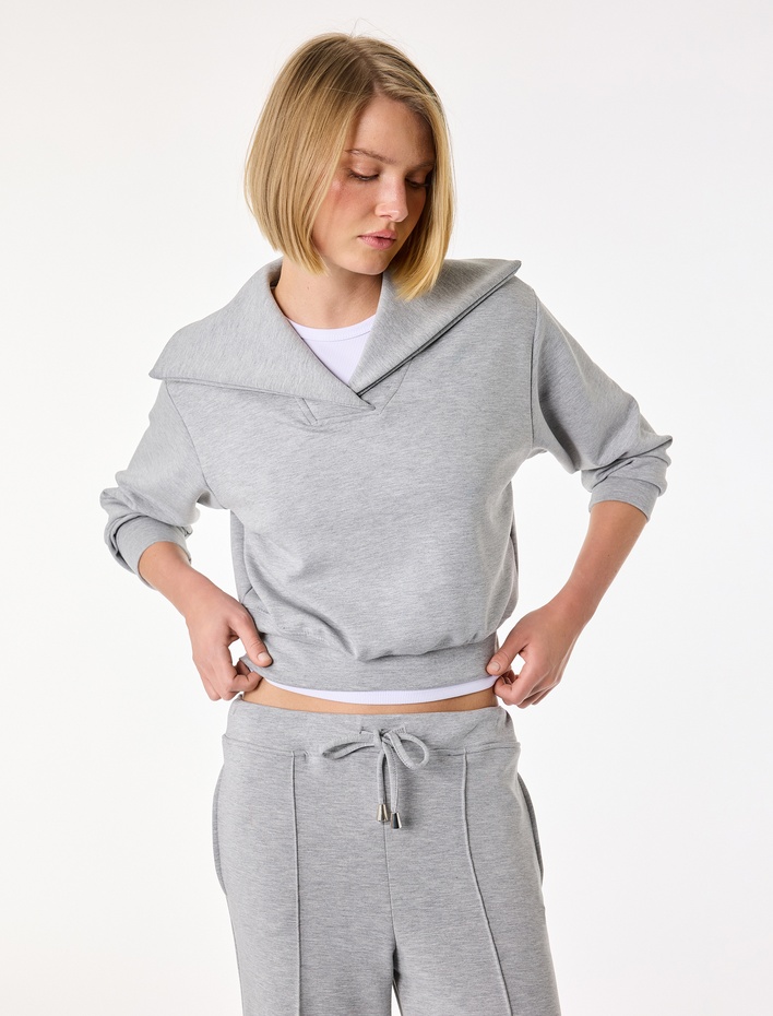  Modal Kumaş Uzun Kollu Denizci V Yaka Sweatshirt